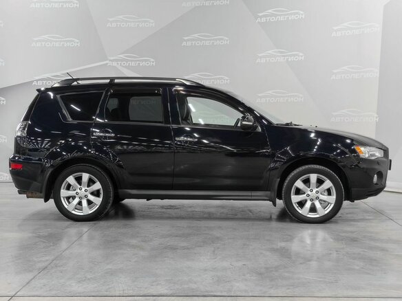2012 Mitsubishi Outlander II Рестайлинг, чёрный, 1430000 рублей - вид 5