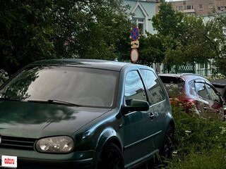 1999 Volkswagen Golf IV, зелёный, 250000 рублей, вид 1