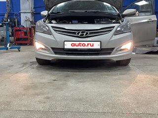 2015 Hyundai Solaris I Рестайлинг, бежевый, 795000 рублей, вид 1