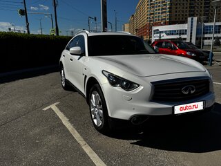 2016 Infiniti QX70, белый, 2620000 рублей, вид 4