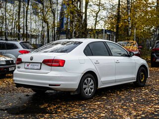 2015 Volkswagen Jetta VI Рестайлинг, белый, 590000 рублей, вид 2