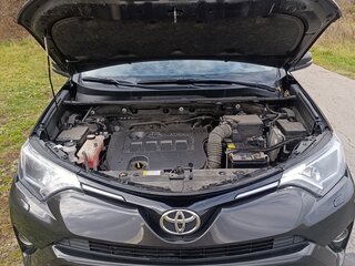 2015 Toyota RAV4 IV (XA40), коричневый, 2250000 рублей, вид 4