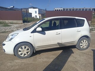 2013 Nissan Note I Рестайлинг, белый, 425000 рублей, вид 5