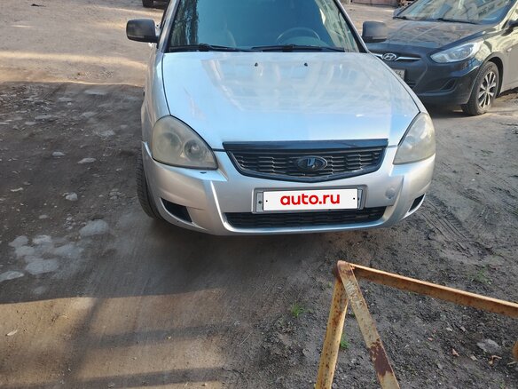 2013 Lada (ВАЗ) Priora I Рестайлинг, серебристый, 315000 рублей