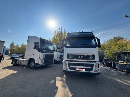 2010 Volvo FH, белый, 3100000 рублей, вид 3
