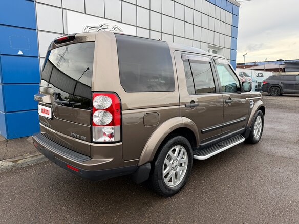 2011 Land Rover Discovery IV, коричневый, 1697000 рублей - вид 2
