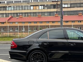 2003 Mercedes-Benz E-Класс 200 III (W211, S211), чёрный, 570000 рублей, вид 3