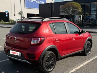 2015 Renault Sandero Stepway II, красный, 750000 рублей, вид 4