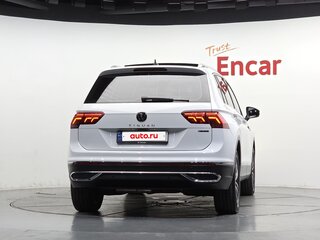2023 Volkswagen Tiguan II Рестайлинг, белый, 2656000 рублей, вид 4