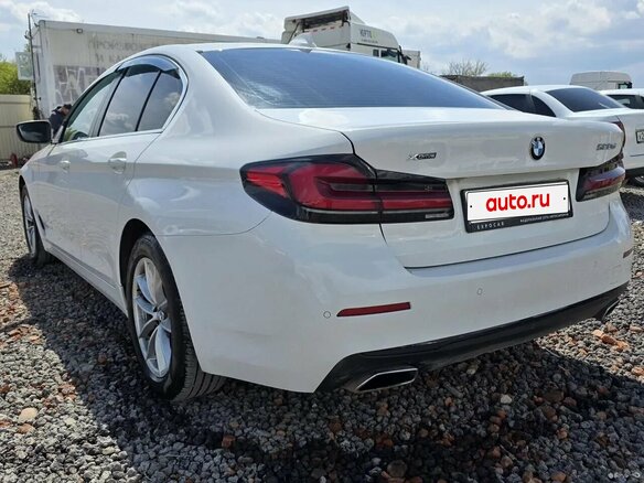 2021 BMW 5 серии 520d xDrive VII (G30/G31/G38) Рестайлинг, белый, 3950000 рублей - вид 5