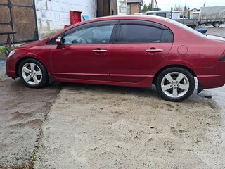 2007 Honda Civic VIII, красный, 750000 рублей, вид 2
