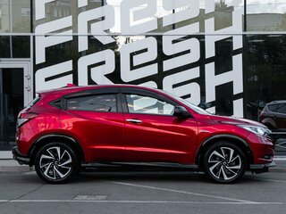 2017 Honda Vezel I, красный, 1740000 рублей, вид 5