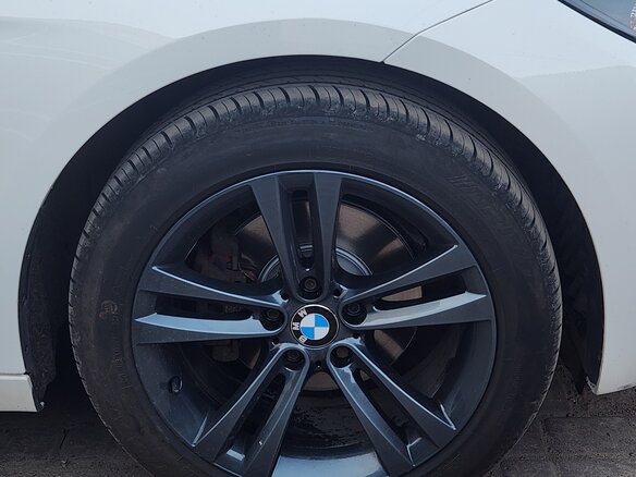 2015 BMW 3 серии Gran Turismo 320d xDrive VI (F3x), белый, 1900000 рублей - вид 12