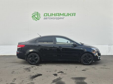 2016 Kia Rio III Рестайлинг, чёрный, 829000 рублей, вид 4