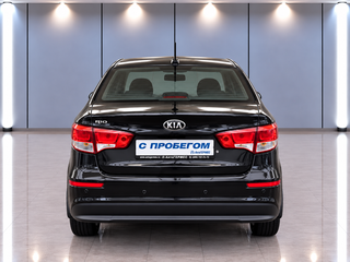 2017 Kia Rio III Рестайлинг, чёрный, 1210000 рублей, вид 3
