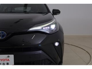 2023 Toyota C-HR I Рестайлинг, чёрный, 2100000 рублей, вид 3