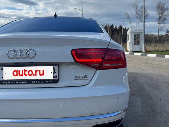 2011 Audi A8 Long III (D4), белый, 1800000 рублей - вид 7