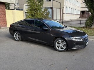 2021 Opel Insignia II Рестайлинг, коричневый, 1925000 рублей, вид 3