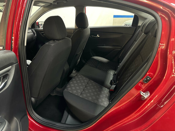 2020 Kia Rio IV, красный, 1470000 рублей - вид 8