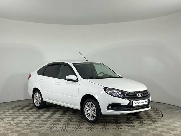 2022 Lada (ВАЗ) Granta I Рестайлинг, белый - вид 3