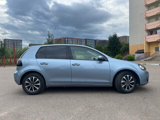 2011 Volkswagen Golf VI, серебристый, 630000 рублей, вид 4