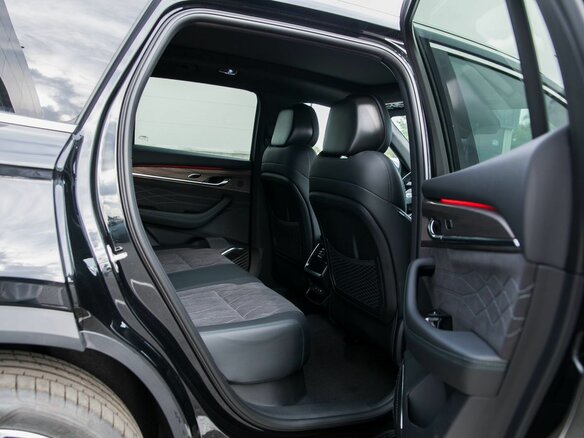 2026 Geely Monjaro I Рестайлинг, чёрный, 4905990 рублей - вид 13