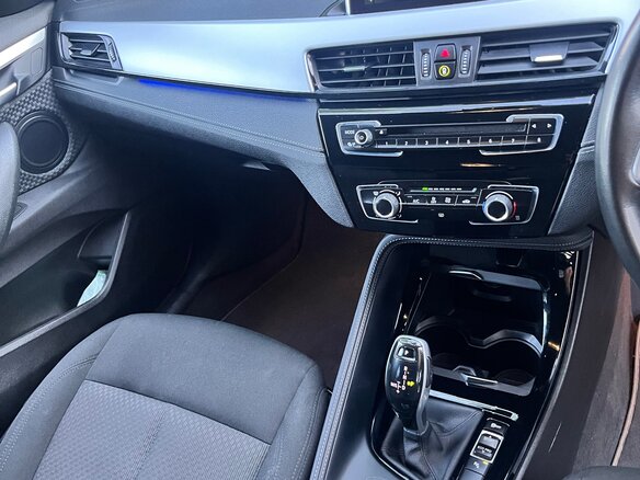 2018 BMW X2 sDrive18i I (F39), белый, 1800000 рублей - вид 21