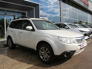 2012 Subaru Forester III Рестайлинг, белый, 1150000 рублей, вид 3