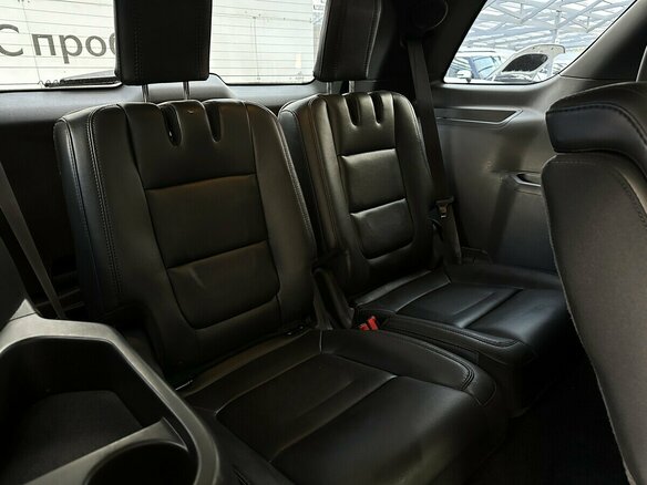 2015 Ford Explorer V, чёрный, 2590000 рублей - вид 16