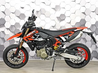 2025 Ducati Hypermotard, красный, 1277000 рублей, вид 4