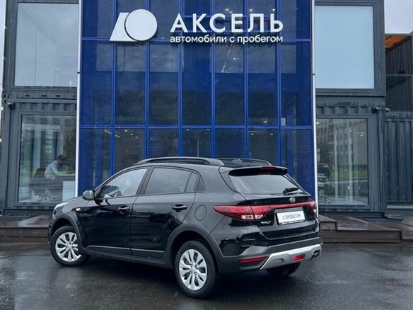 2021 Kia Rio X IV Рестайлинг, чёрный - вид 6
