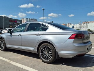 2020 Volkswagen Passat B8 Рестайлинг, серый, 2870000 рублей, вид 5