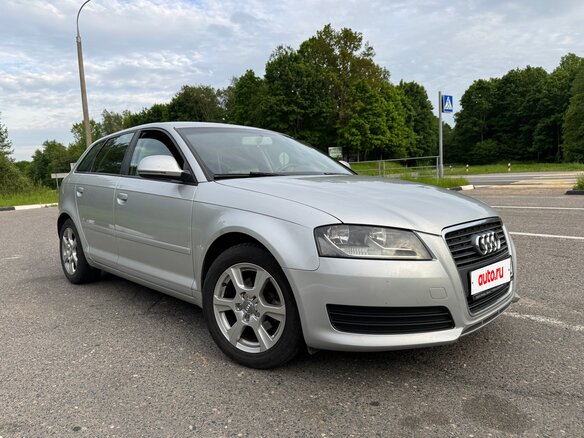 2010 Audi A3 II (8P) Рестайлинг 2, серебристый, 900000 рублей - вид 4