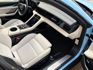 2021 Porsche Taycan Turbo I, синий, 9500000 рублей, вид 3