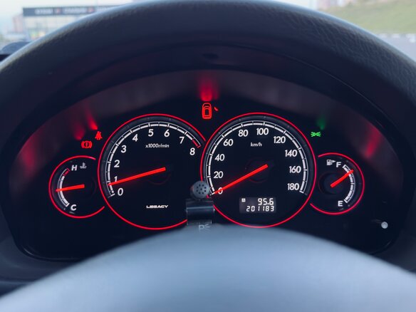 2005 Subaru Legacy IV, белый, 1300000 рублей - вид 9