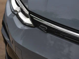 2023 Volkswagen Golf VIII, серый, 1970000 рублей, вид 3