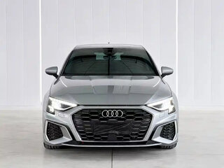 2023 Audi A3 Sportback 35 TFSI IV (8Y), серебристый, 2356560 рублей, вид 2