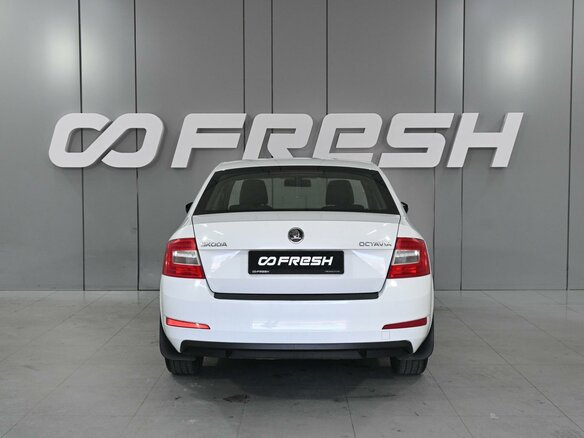 2015 Skoda Octavia III (A7), белый, 819000 рублей - вид 3