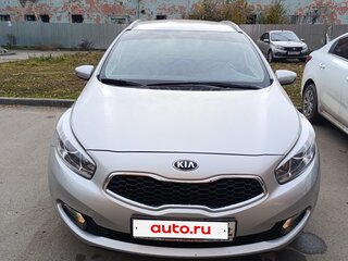 2014 Kia Ceed II, серебристый, 1400000 рублей, вид 2