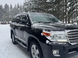 2014 Toyota Land Cruiser 200 Series Рестайлинг 1, чёрный, 3400000 рублей, вид 1
