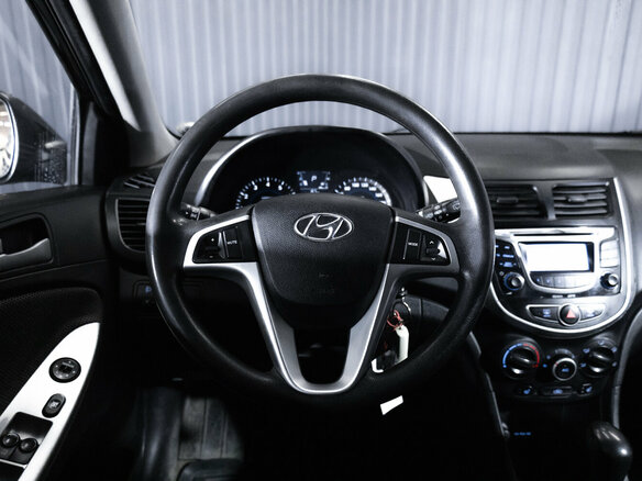 2012 Hyundai Solaris I, чёрный, 790000 рублей - вид 14
