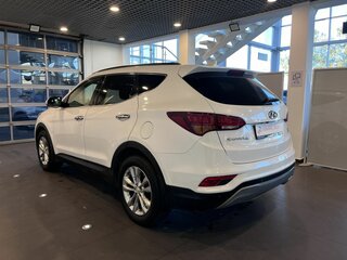2017 Hyundai Santa Fe III Рестайлинг, белый, 2450000 рублей, вид 5