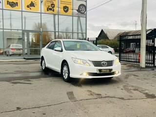 2014 Toyota Camry VII (XV50), белый, 1799000 рублей, вид 4
