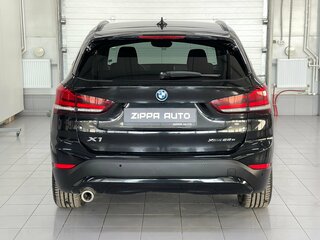 2022 BMW X1 25e xDrive II (F48) Рестайлинг, чёрный, 3609000 рублей, вид 5