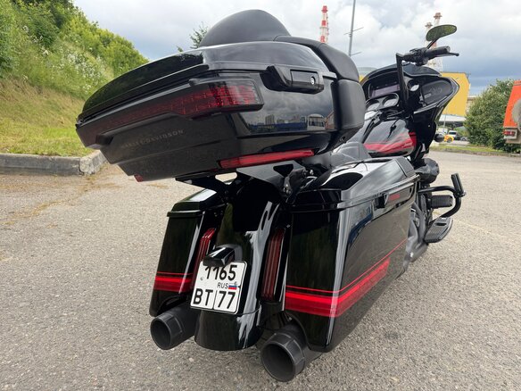 2021 Harley-Davidson CVO Road Glide, чёрный, 3500000 рублей - вид 18