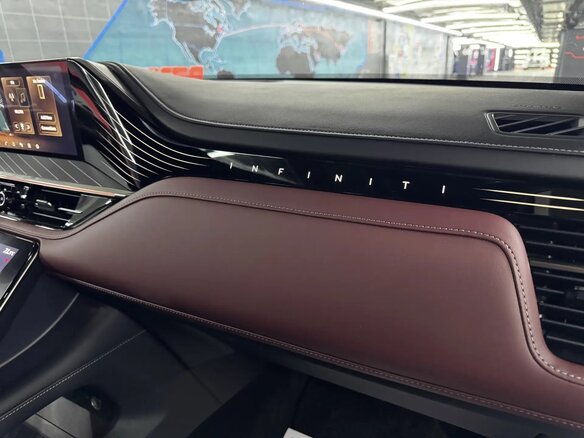 2025 Infiniti QX80 II, серый, 14950000 рублей - вид 29