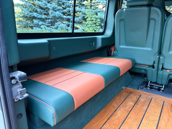 2013 Land Rover Defender 110 I Рестайлинг, зелёный, 7000000 рублей - вид 23