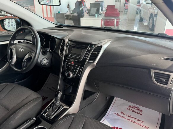 2013 Hyundai i30 II, голубой - вид 13