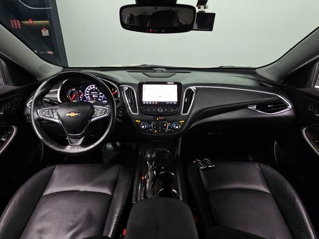 2022 Chevrolet Malibu IX Рестайлинг, белый, 1330000 рублей, вид 5