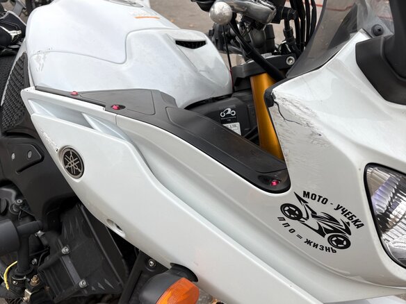 2011 Yamaha FZ8, белый, 490000 рублей - вид 3